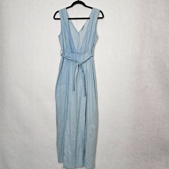 Lioness Blue Chambray Sleeveless Belted Pleated Maxi Dress Medium - Picture 10 of 10